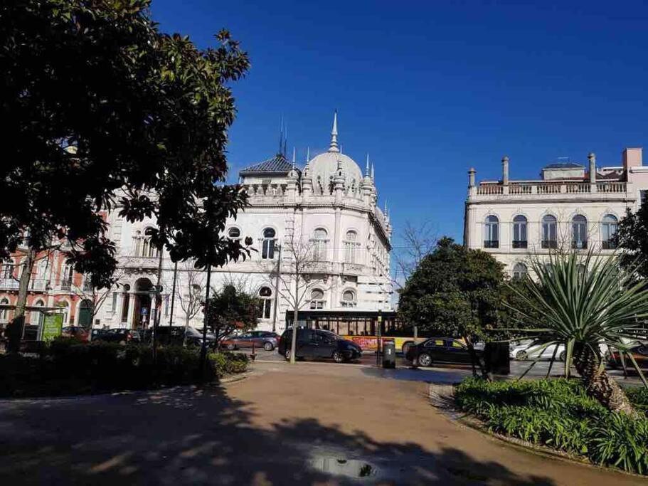 The White Suite Principe Real Lisbon Exterior photo